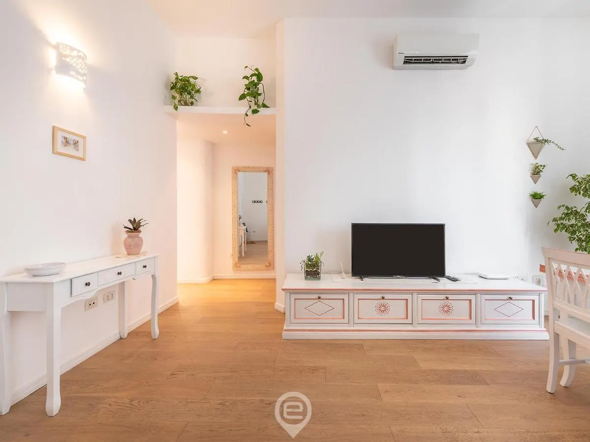 La Finestra Sul Corso Apartment Cagliari